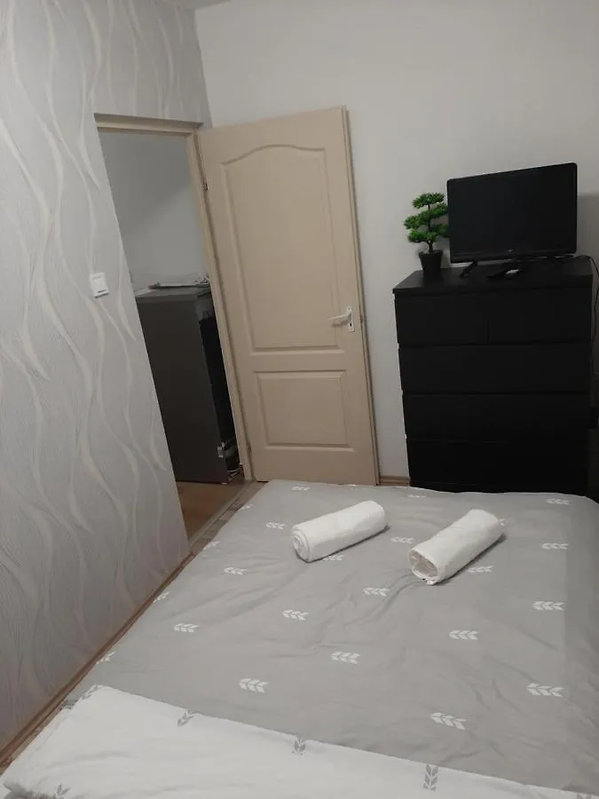 Apartament Nikolett Apartman Hajdúszoboszló Węgry